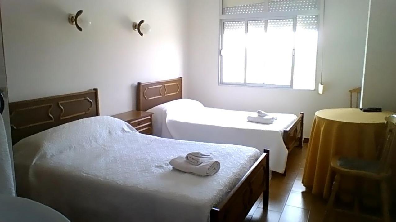 Hostal Restaurante Galicia Villardefrades 외부 사진